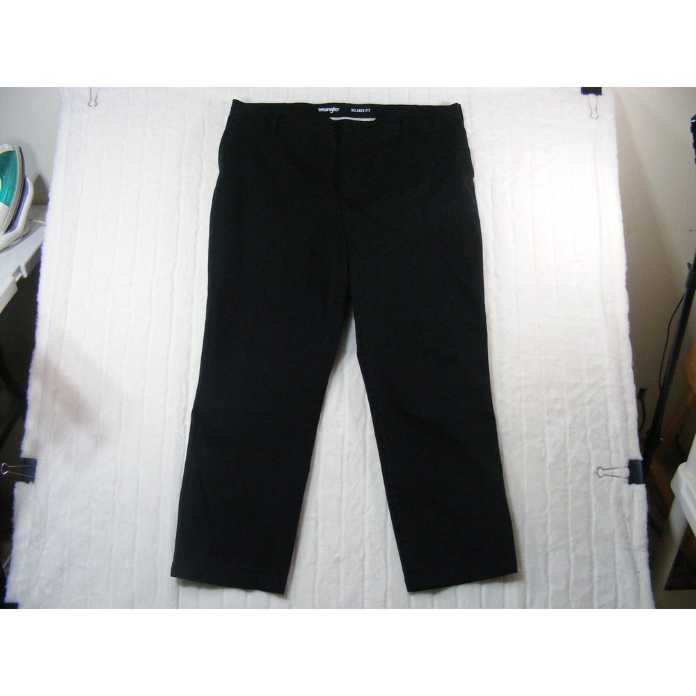 Wrangler Relaxed Fit Pants Mens 42x30 Black Excellent Cotton Blend Chinos
